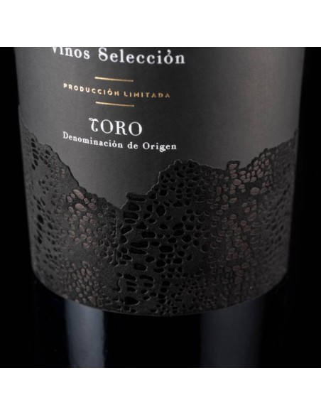 Latarce  Toro Selección 2020 Pack Cartón x3 75 CL.
