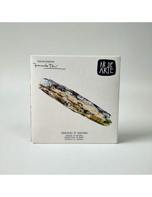 Navajas de rías gallegas al natural.